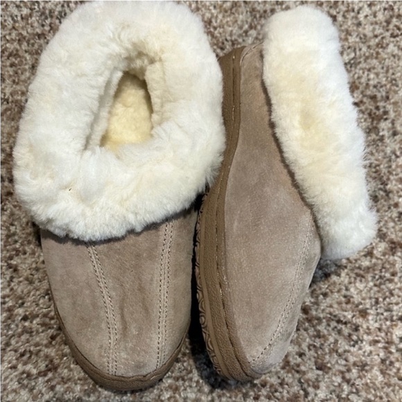 OLD FRIEND JULIET SLIPPER CHESTNUT SUEDE. NWOT - Picture 4 of 6